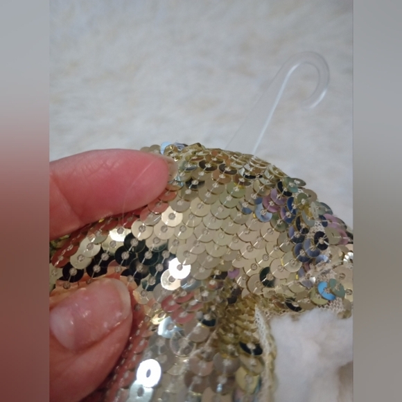 Classic Bling Snoozies Gold Sequin Women's Slippers - Picture 7 of 9